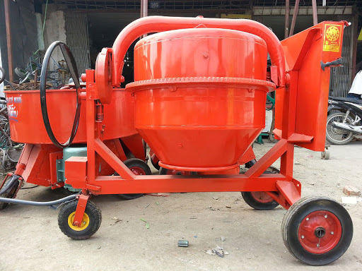 Máy trộn bê tông lật nghiêng