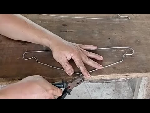 Cách tự chế ròng rọc bằng móc treo quần áo