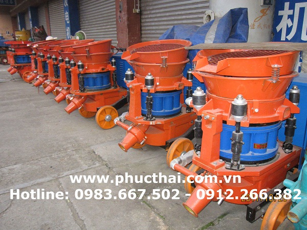 máy phun vẩy bê tông phúc thái